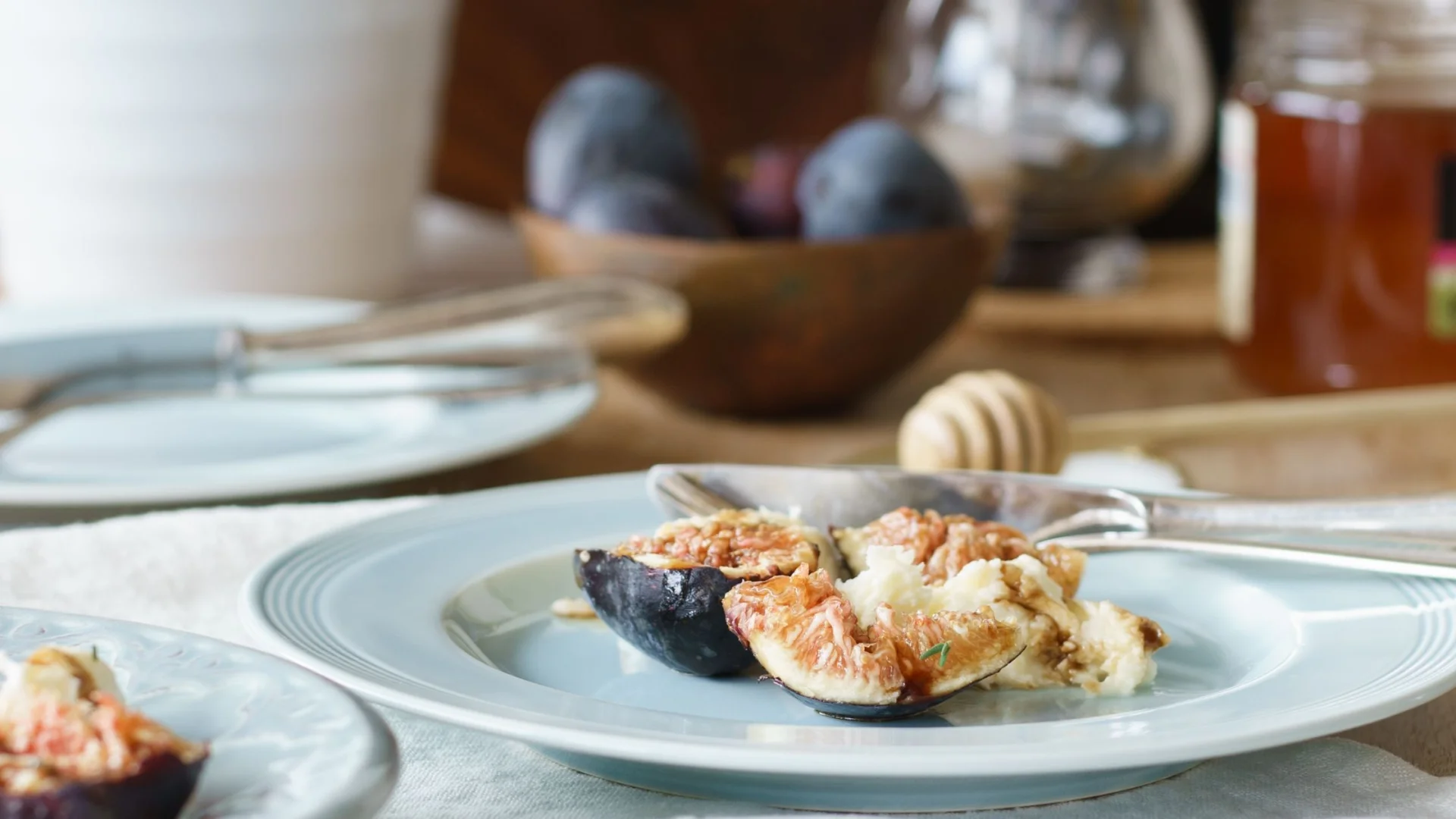 Figues, mozzarella et miel : une harmonie méditerranéenne pleine de douceur